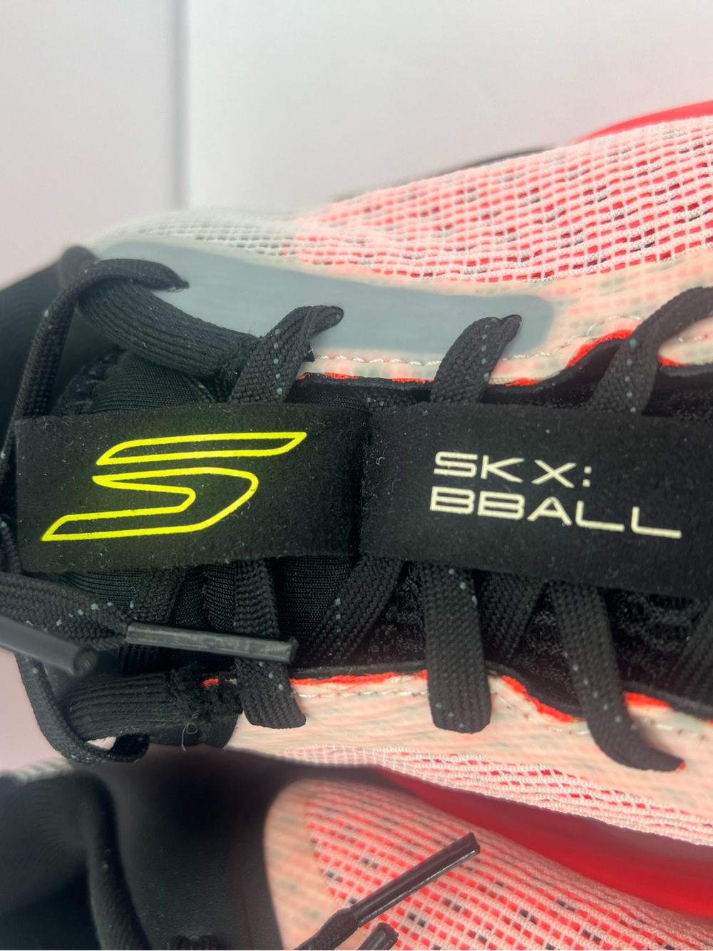 SKETCHERS PERFORMANCE SKX FLOAT BASKETBALL PERFORMANCE TENNIS SOES, SIZE 8.5 - Picture 17 of 17